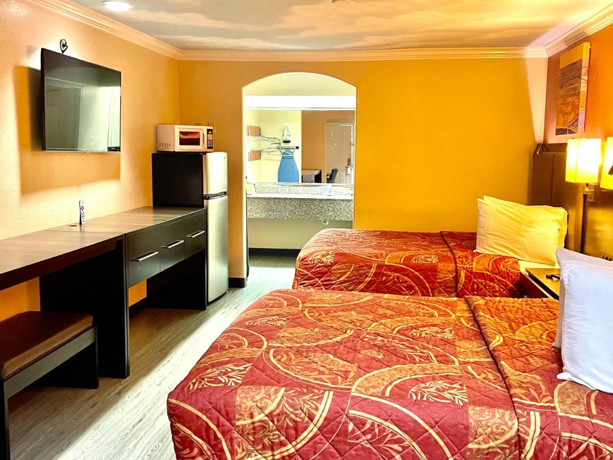 Luxury Inn Liberty Екстериор снимка