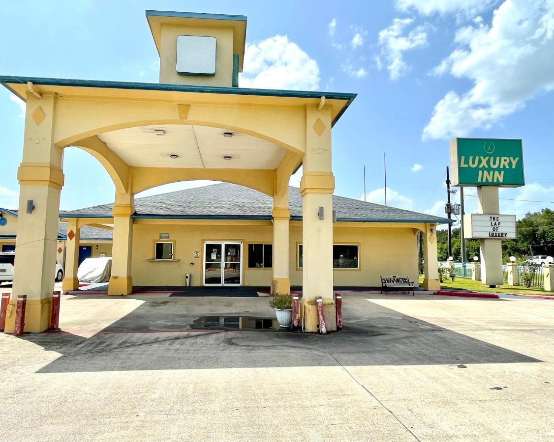 Luxury Inn Liberty Екстериор снимка
